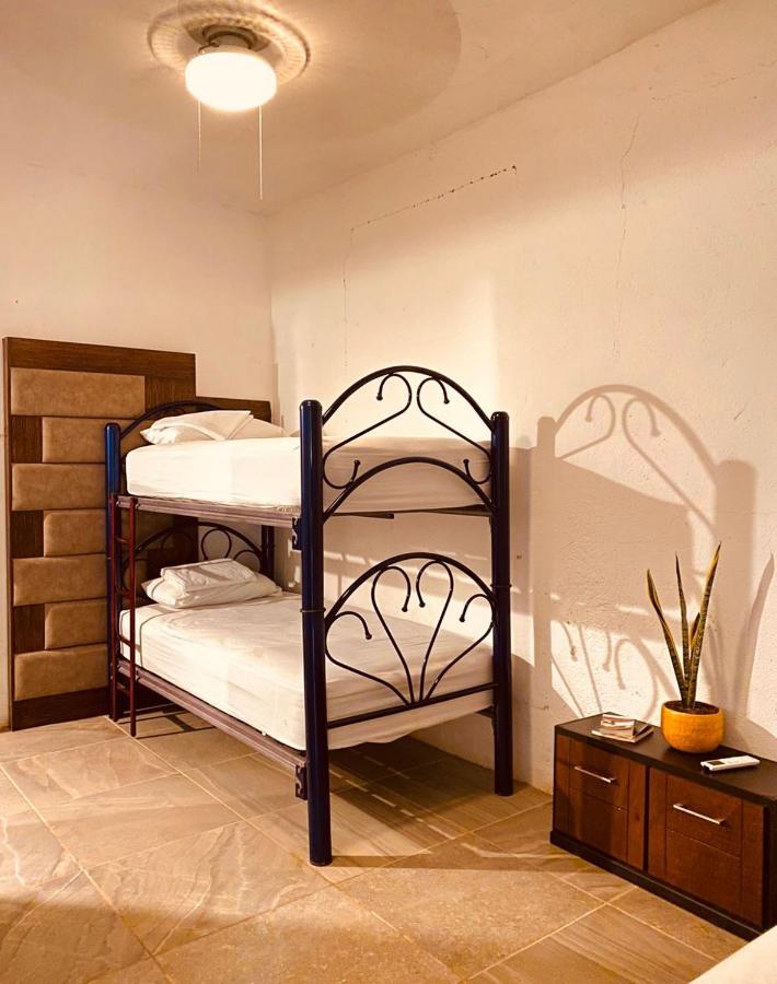 Surfnest Tamarindos Hostel Brisas de Zicatela Εξωτερικό φωτογραφία